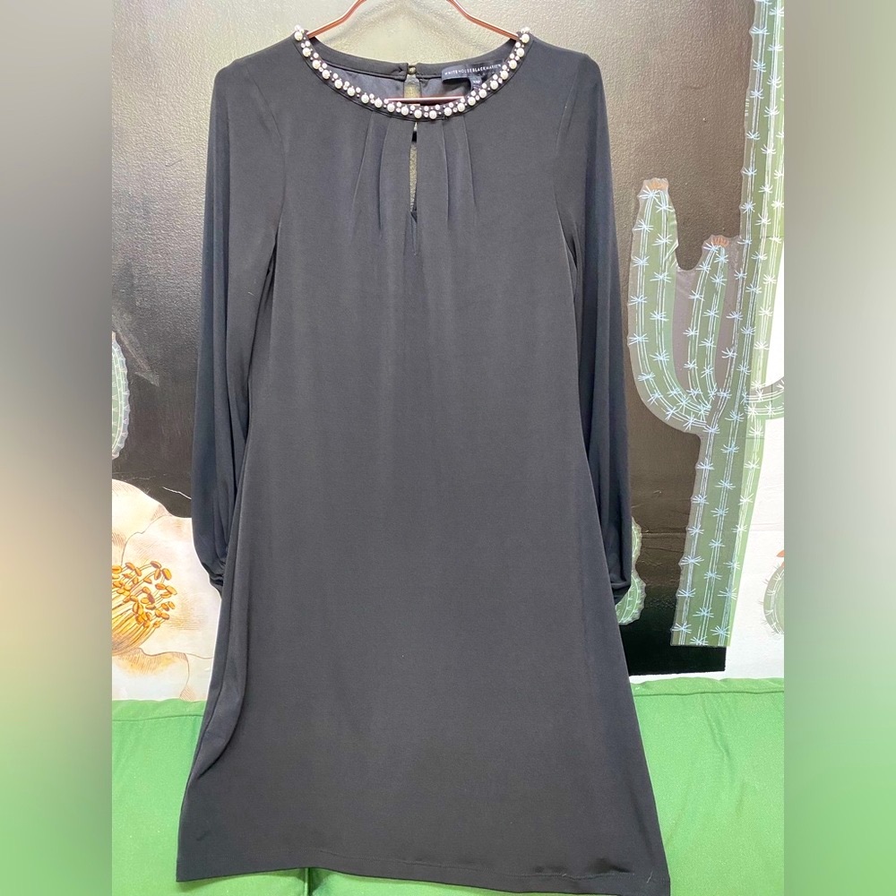 WHITE HOUSE BLACK MARKET simple black dress !!! - Picture 3 of 16